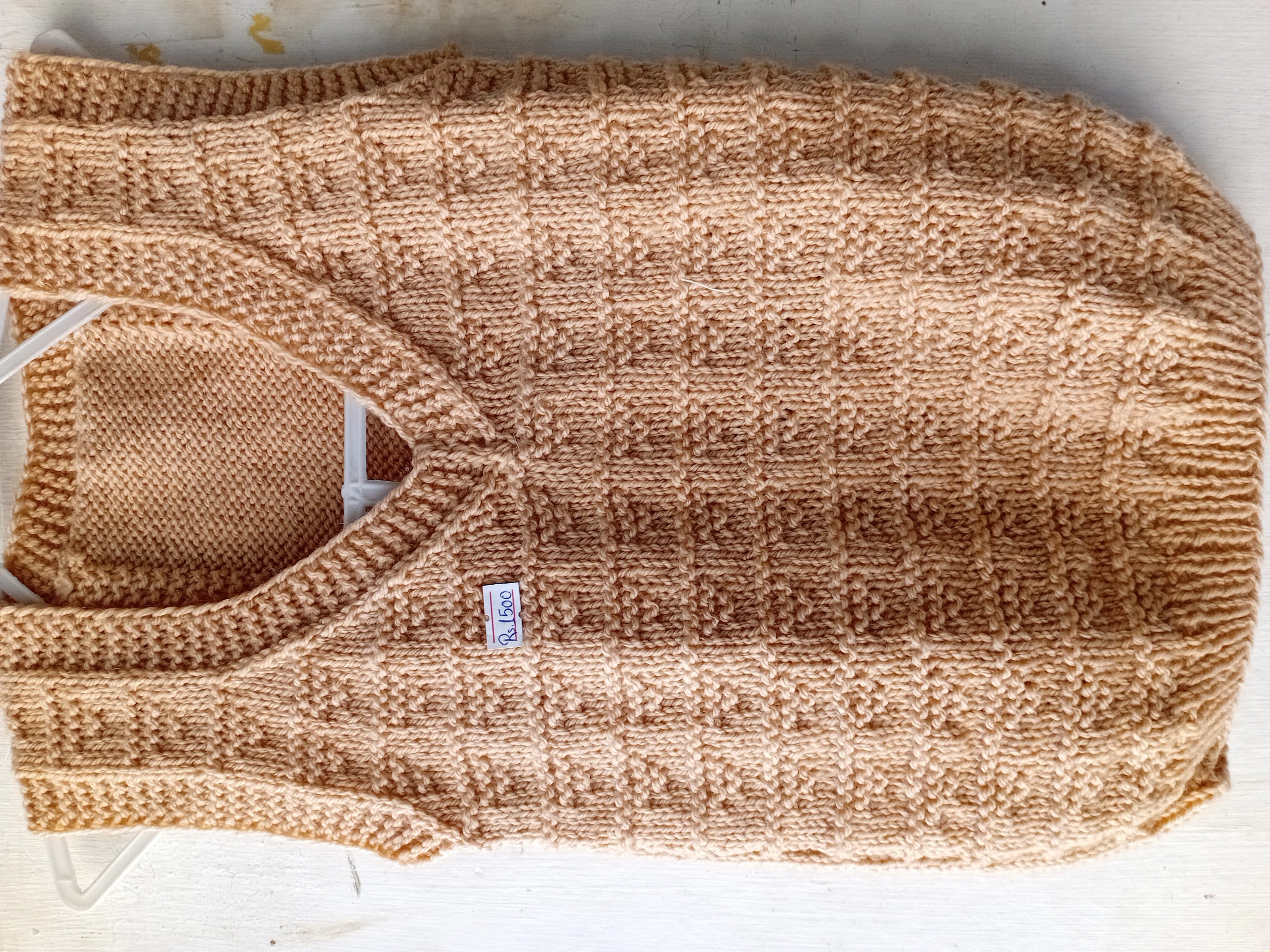 Hadmade Sweaters 6-12 months