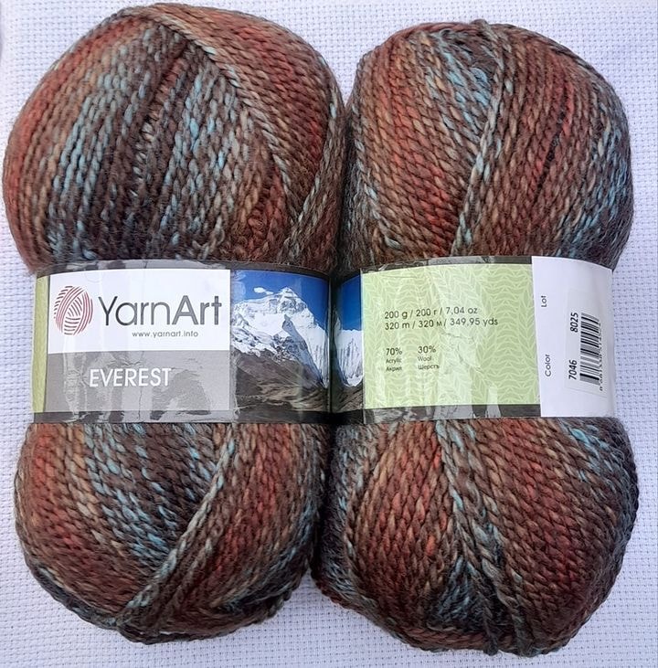 YarnArt Everest 02