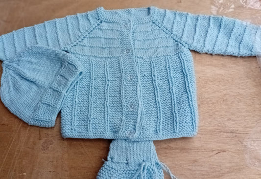 Baby Sweater 02