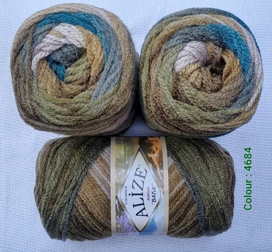 Alize Burcum Batik