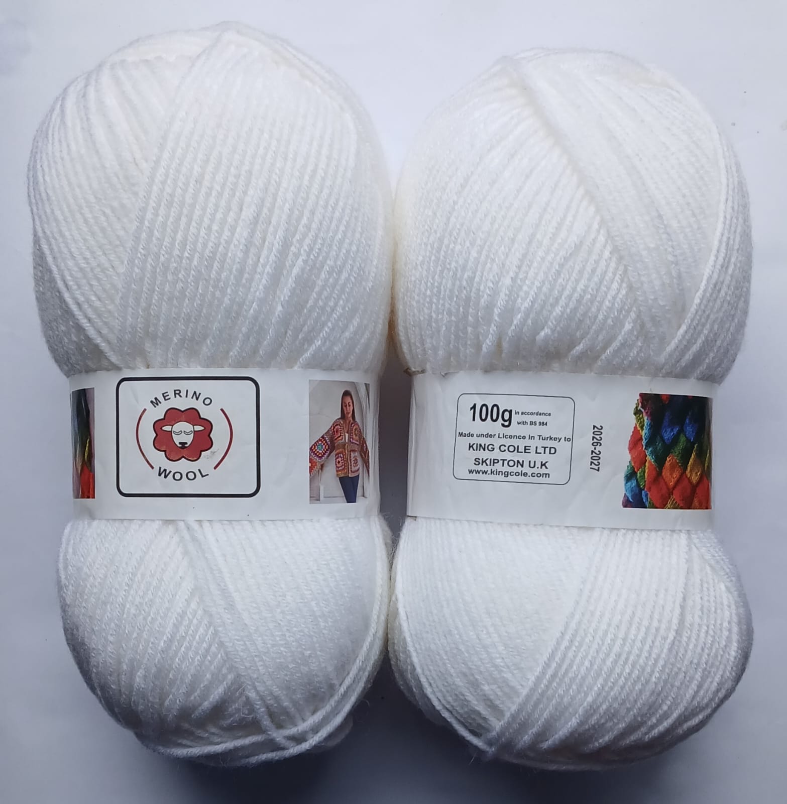 Merino Wool Blend Yarn ( 01 )